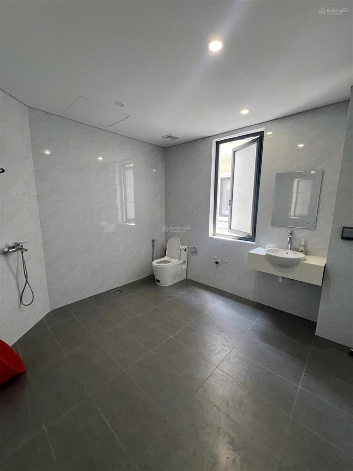 Cho thuê bt 7pn, 7wc, 56m2 giá cực chất tại vinhomes ocean park 2