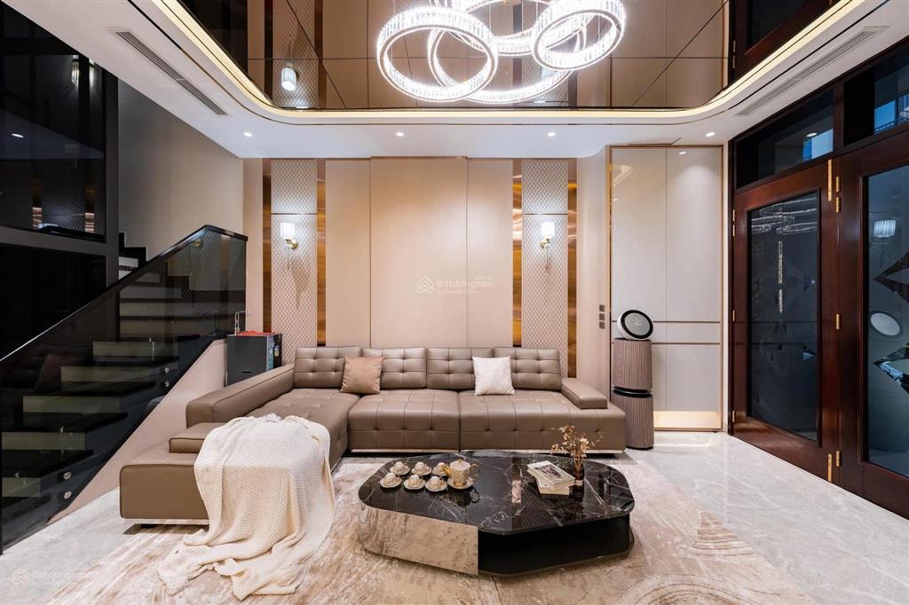 Bán s 80m2, 13.9 tỷ tại cọ xanh, park 2, văn giang, hưng yên, nội thất 5 tỷ có thang máy