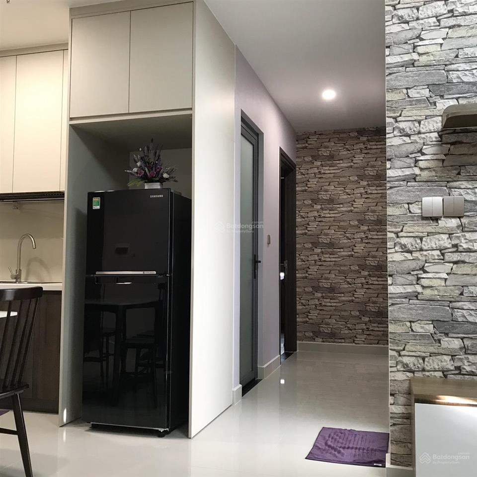 Tôi cần cho thuê căn 2pn2wc dự án q7 boulevard giá chỉ 9tr