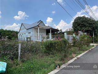 Đất phú giáo bình dương nằm ngay trung tâm  277m² bao sổ giá 550tr  sẵn sổ hồng riêng