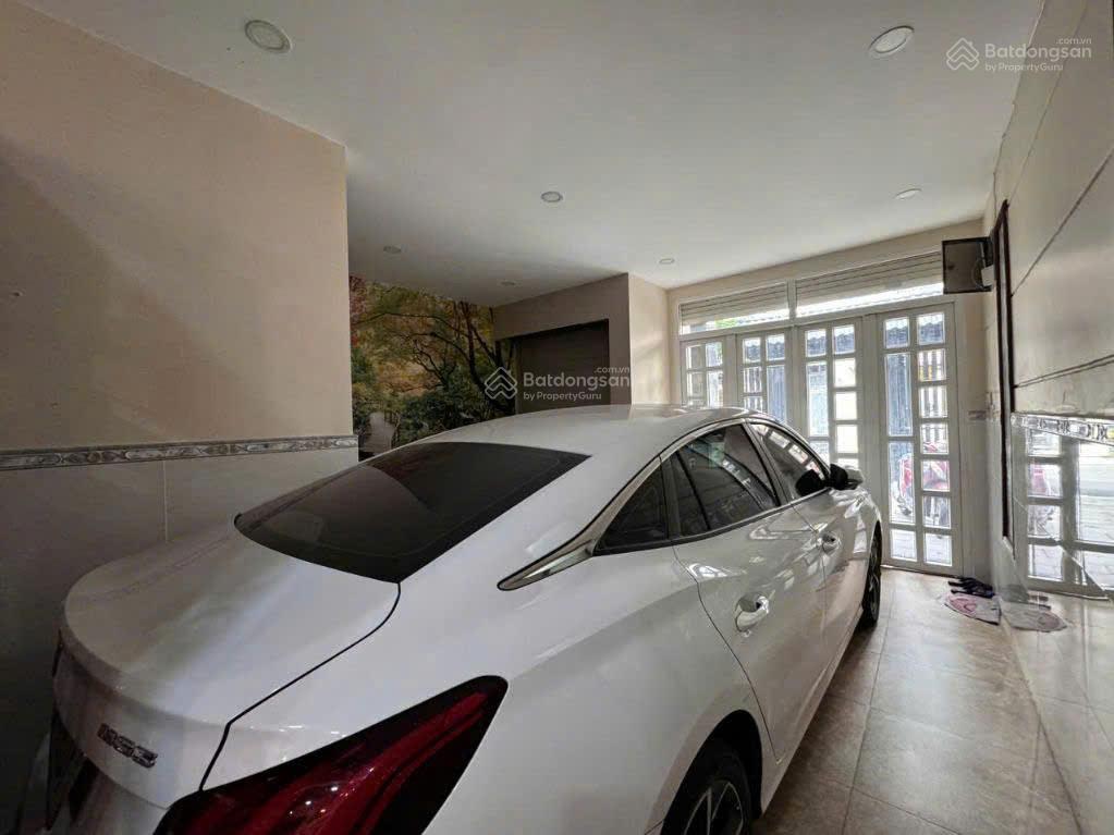Biệt thự khu đường 10m lê đức thọ p15 dt 10mx21m  2 lầu  giá chỉ 22 tỷ