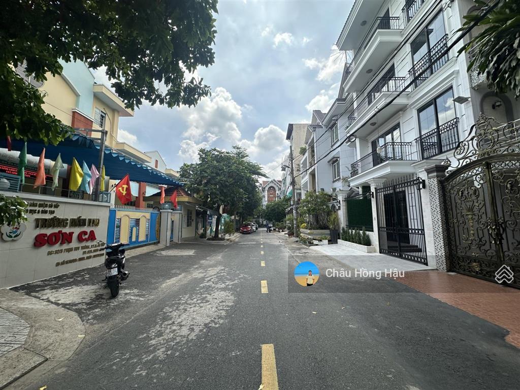 Bán nhà ngay chợ căn cứ k26 đường lê thị hồng p17 gò vấp dt 5x20m, giá chỉ 10 tỷ