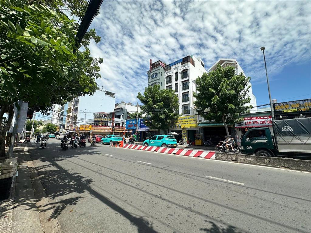 Chính chủ bán nhà mặt tiền nguyễn oanh p6, gò vấp, dt 5.5x25m, giá chỉ 10,5 tỷ, dtcn 103 m2