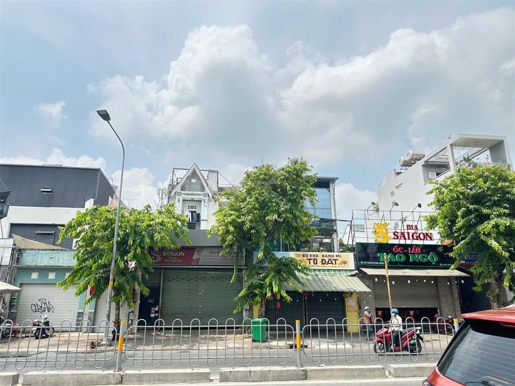 Chính chủ bán nhà mặt tiền nguyễn oanh p6, gò vấp, dt 5.5x25m, giá chỉ 10,5 tỷ, dtcn 103 m2