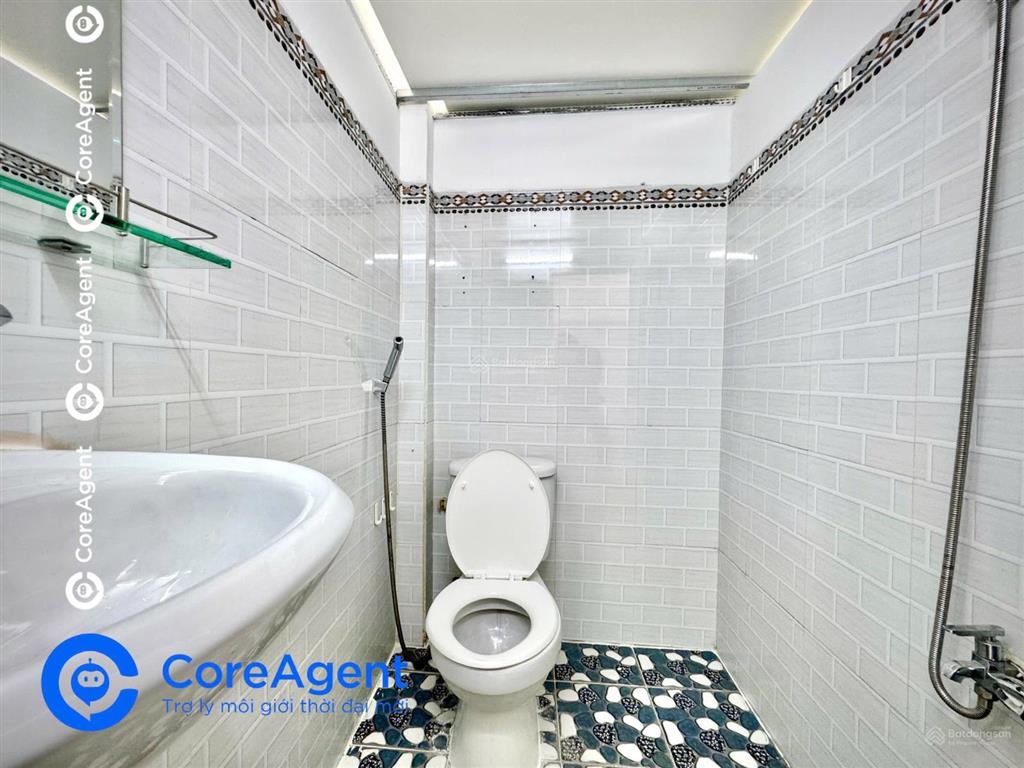 Phòng trọ không gác giá rẻ mới xây có ban công ngay gần đầm sen  khuông việt