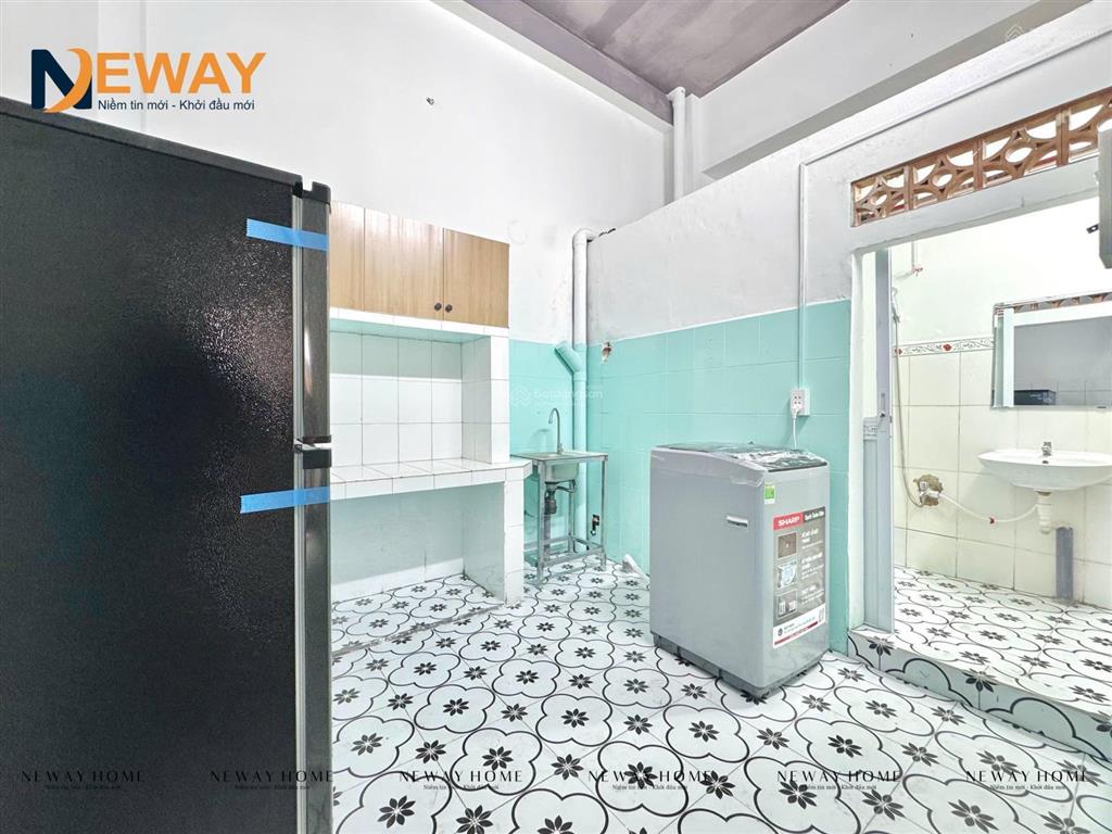 Cho thuê phòng trọ đầy đủ nội thất máy giặt riêng ngay lạc long quân gần trung tâm