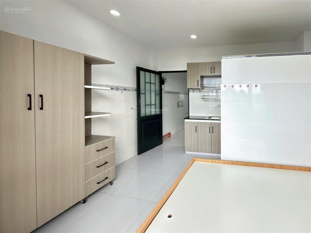 Căn hộ studio ban công thoáng sẵn nội thất ngay bình trị đông dọn vào ở ngay giá từ 3tr8