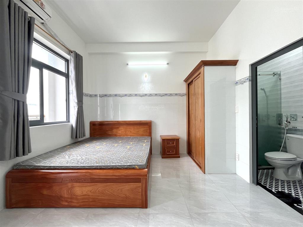 Căn hộ ban công full nội thất mới xây sạch sẽ an ninh ngay tân hòa đông