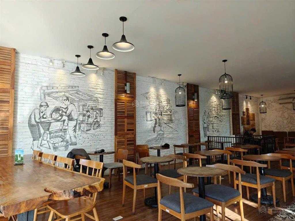 Nhà góc 2 mặt tiền đường số 41 vị trí vàng thương hiệu quận 4