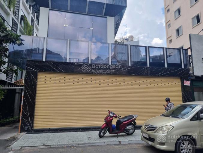 Góc 2 mặt tiền thạch thị thanh  phường tân định, q1