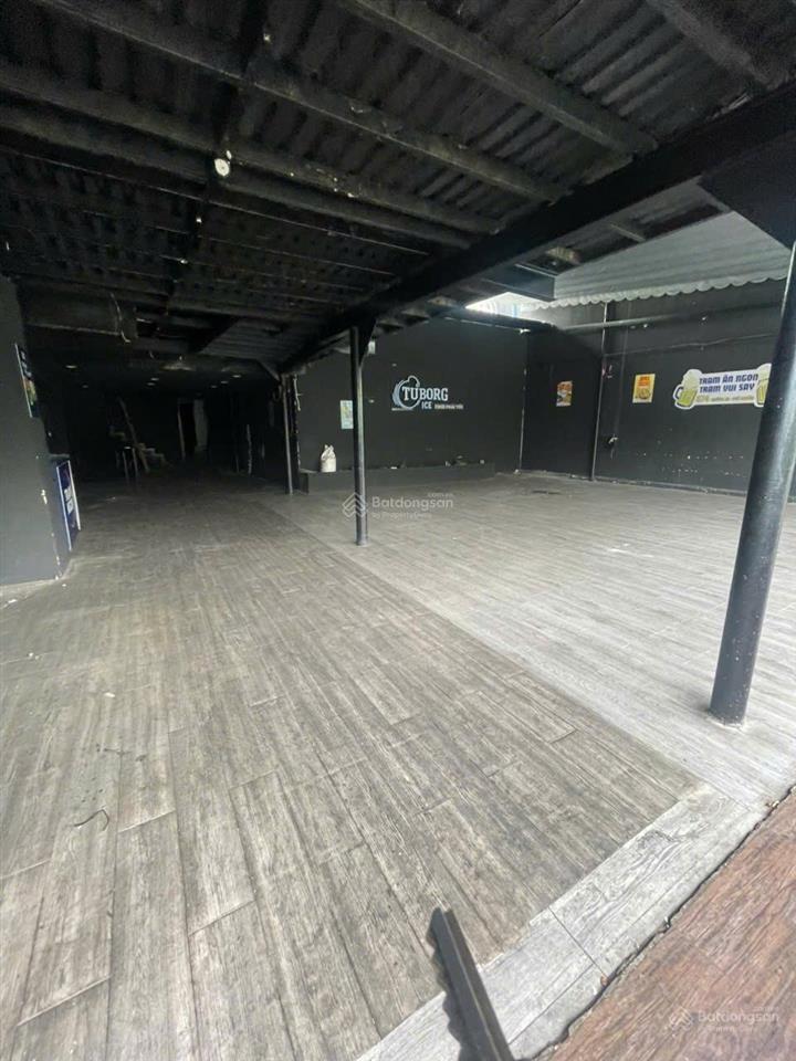 Nhà chính chủ mặt tiền đường trường sa quận phú nhuận