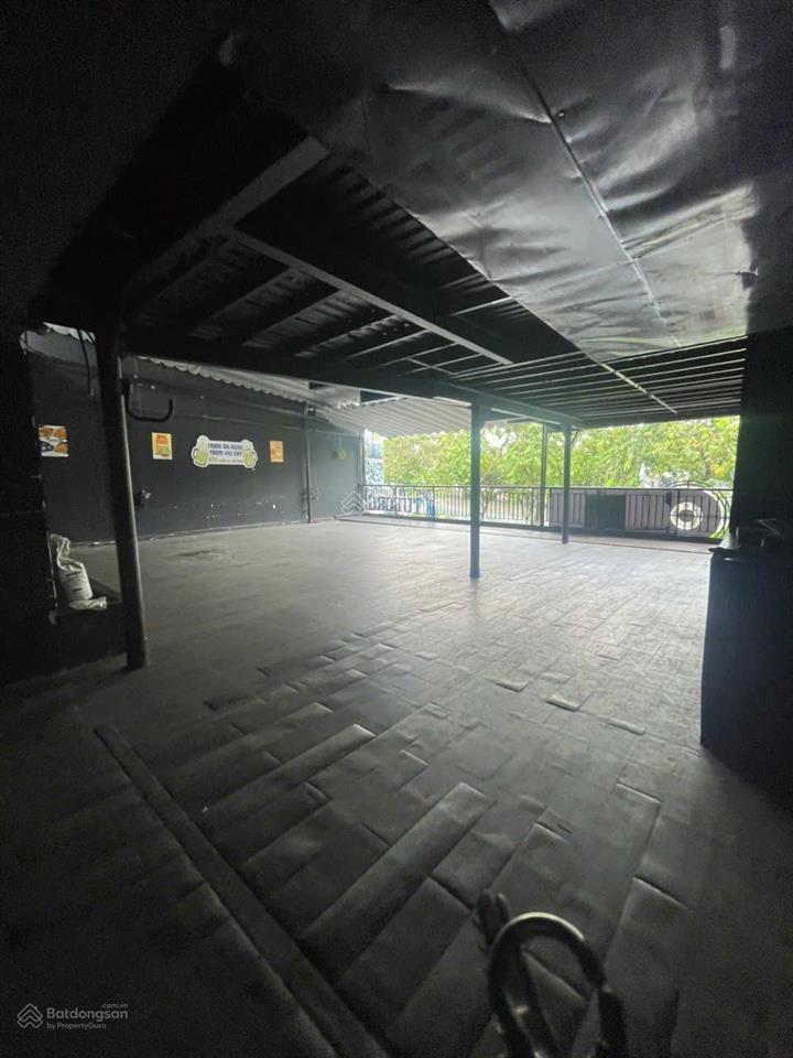 Nhà chính chủ mặt tiền đường trường sa quận phú nhuận