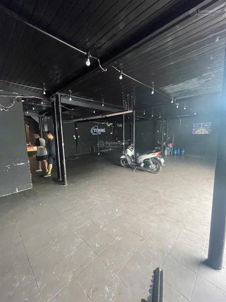 Nhà chính chủ mặt tiền đường trường sa quận phú nhuận