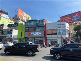 Vòng xoay mặt tiền đường sầm uất cách mạng tháng 8 p. bến thành quận 1