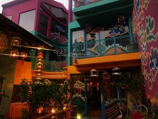 Cho thuê nhà mặt tiền đường trần đình xu gần trần hưng đạo quận 1