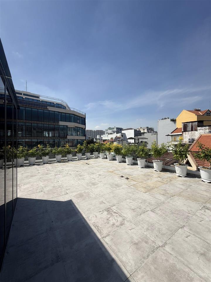 Góc 2mt 31 cửu long tân bình  150tr  nhà mới