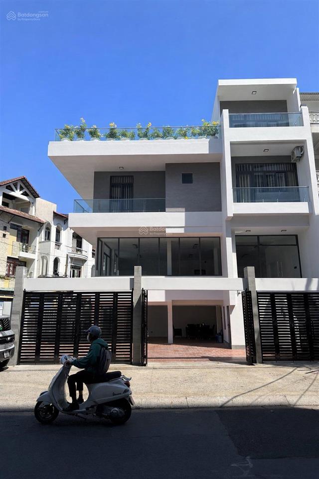 Góc 2mt 31 cửu long tân bình  150tr  nhà mới