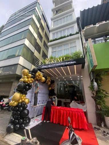 Siêu vip! siêu hot! nhà mặt tiền đường lê thị riêng ngay vòng xoay quận 1