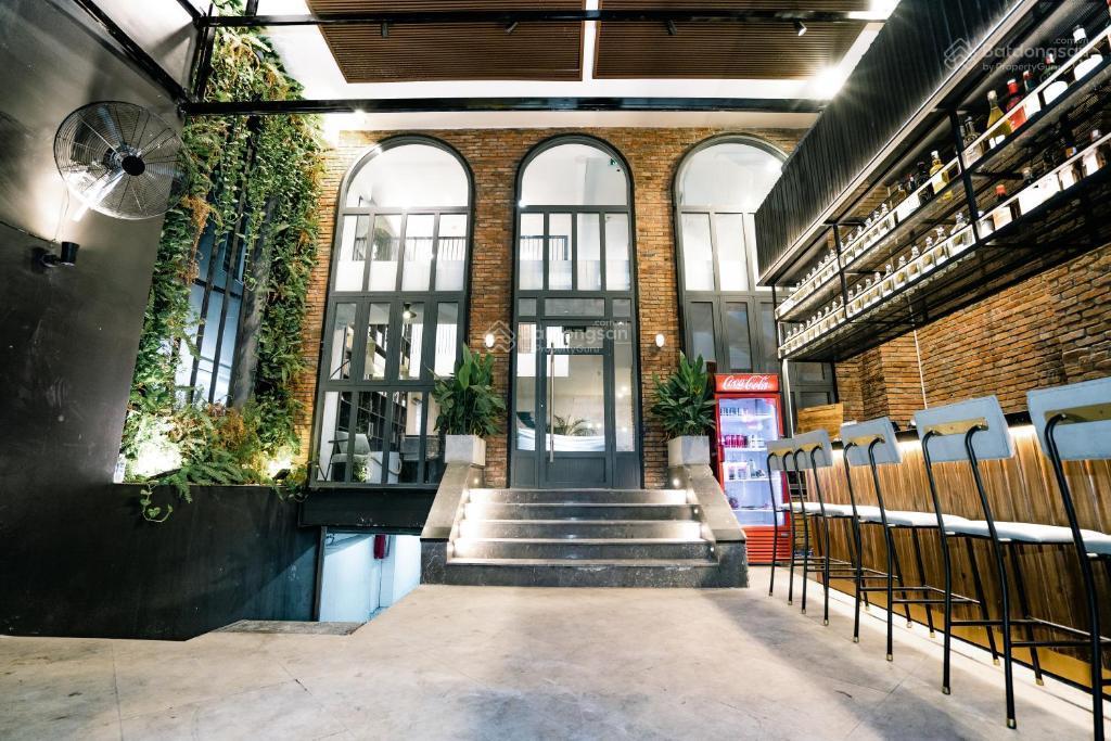 Chính chủ cho thuê nhà mặt tiền đường đỗ quang đẩu, quận 1