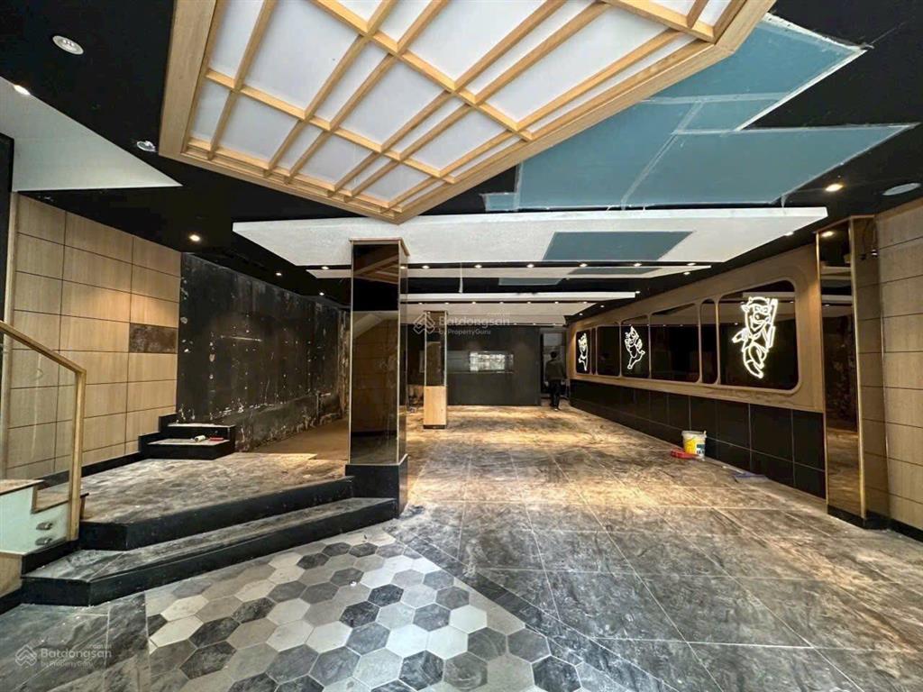 Siêu mặt bằng nguyễn huệ  trung tâm q1