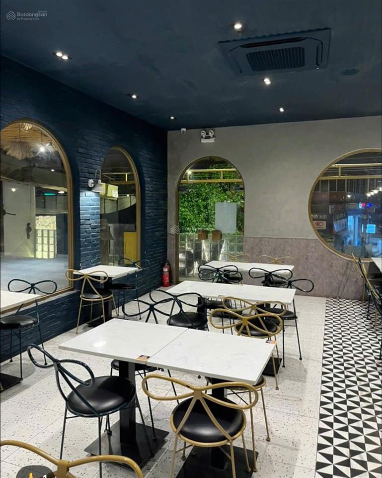 Mặt tiền ngang 10m  nguyễn gia trí (d2), bình thạnh