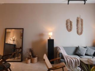 Chủ nhà cần tiền bán nhanh chcc, res green tower 3pn.  em 0934 977 *** call/zalo