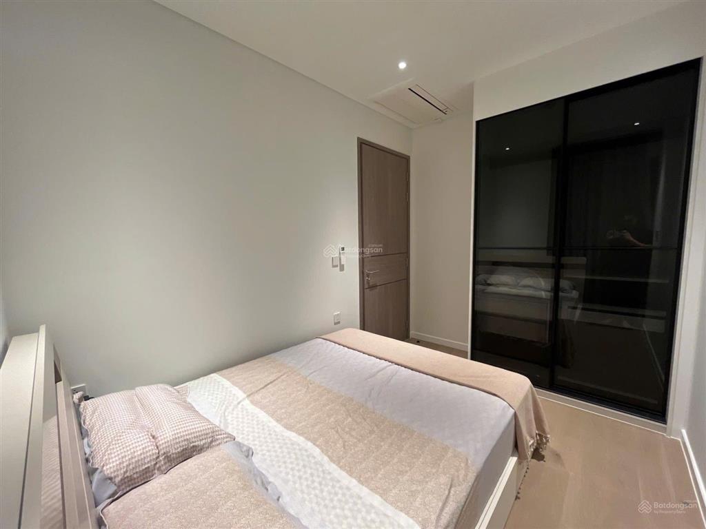 Bán nhanh giá tốt. nhiều officetel  2pn tại căn hộ chung cư sky center.  em 0934 977 ***