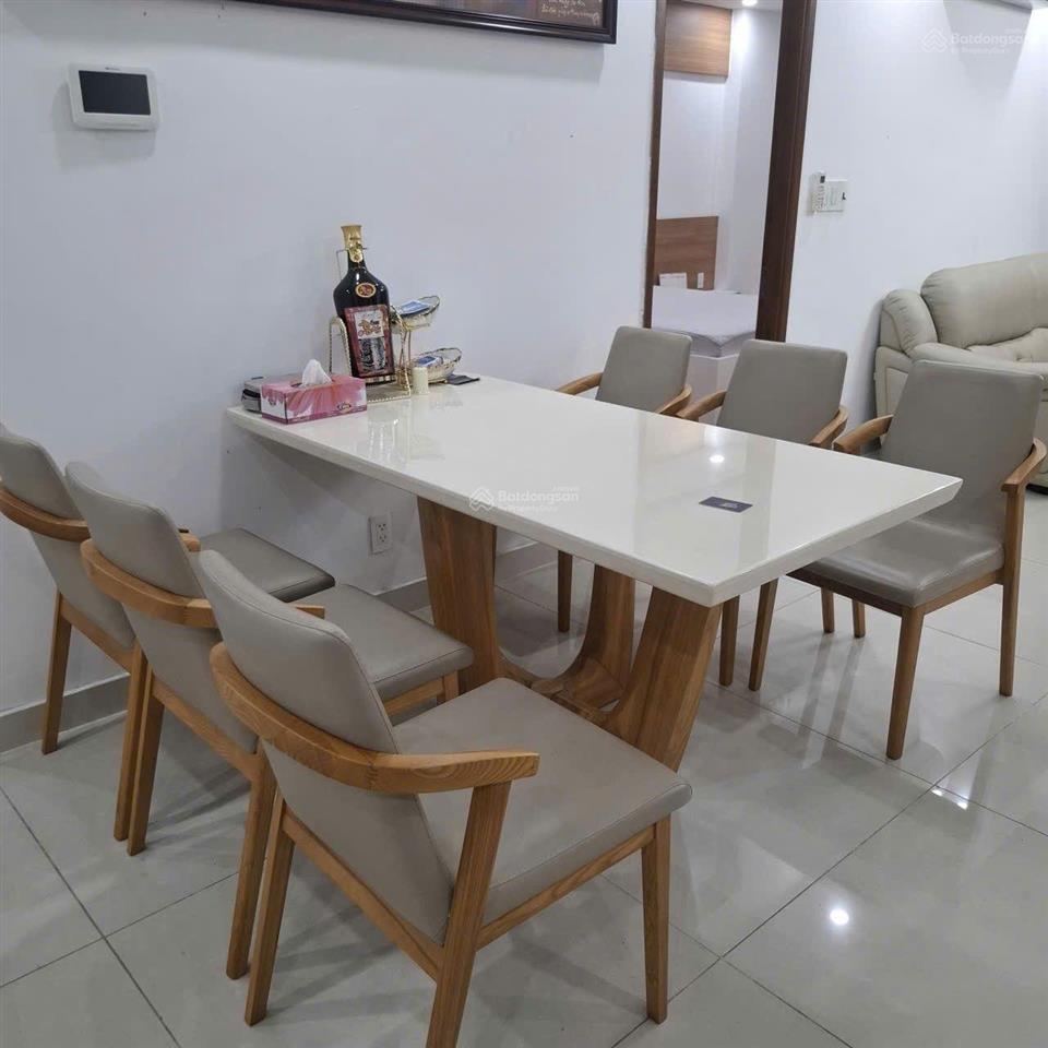 6.9 tỷ/2pn cần bán nhanh căn hộ newton .  em 0934 977 *** call/zalo