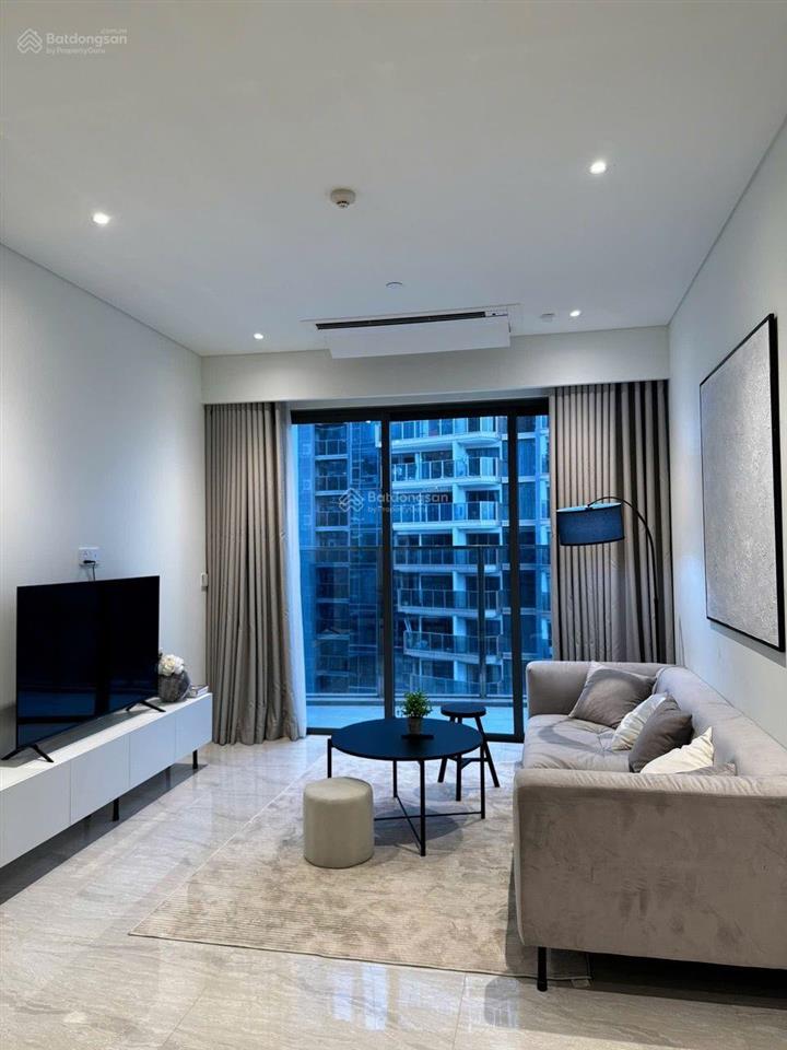 Cho thuê giá tốt 2pn tại căn hộ chung cư sky center.  em 0934 977 ***
