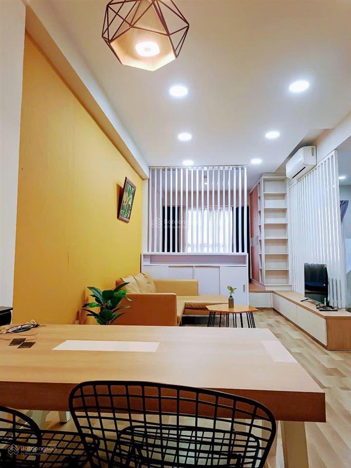 Cần cho thuê căn hộ khu sân bay và chcc the botanica.  0934 977 *** call/zalo