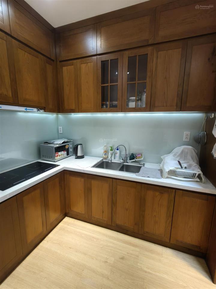 Chuyên bán chcc kingston residence 2pn.  em 0934 977 *** call/zalo