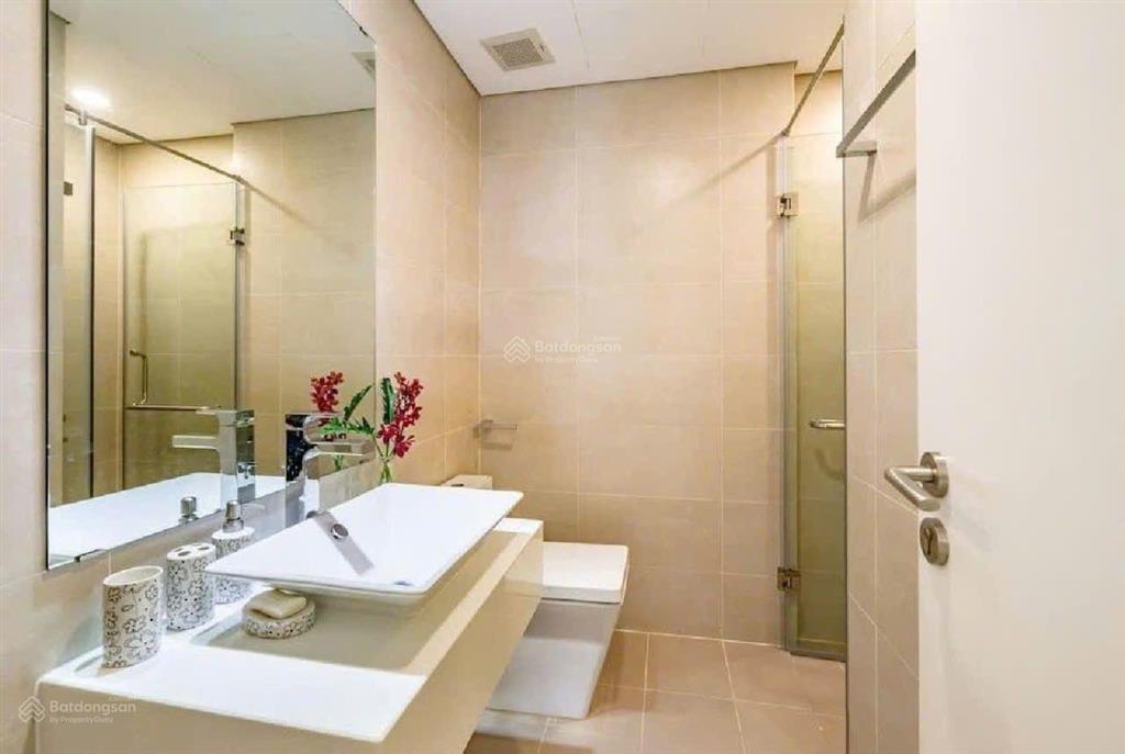 Chủ nhà cần tiền bán nhiều căn hộ sang trọng tại căn hộ terra royal 2pn.  em 0934 977 ***