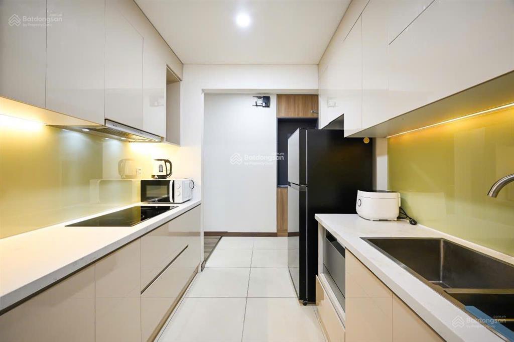 Cần cho thuê officetel tại cc orchard garden,  em chốt nhanh 0934 977 ***
