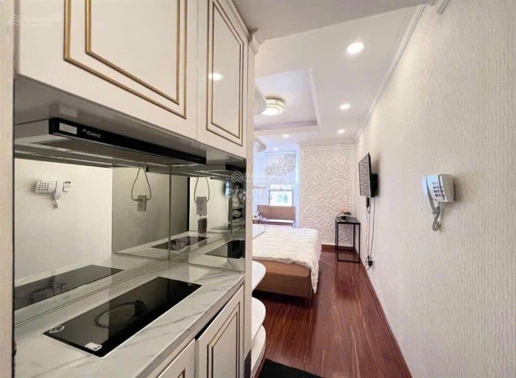 Cần cho thuê officetel tại cc orchard garden,  em chốt nhanh 0934 977 ***