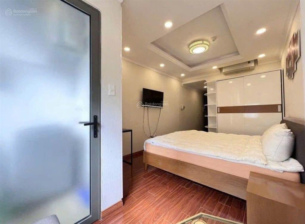 Cần cho thuê officetel tại cc orchard garden,  em chốt nhanh 0934 977 ***