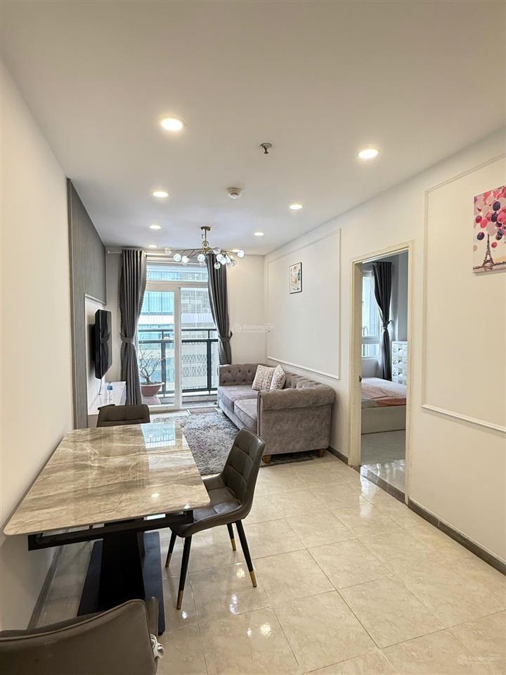 Chuyên bán oficetel tại sân bay và chcc garden gate.  em 0934 977 *** call/zalo