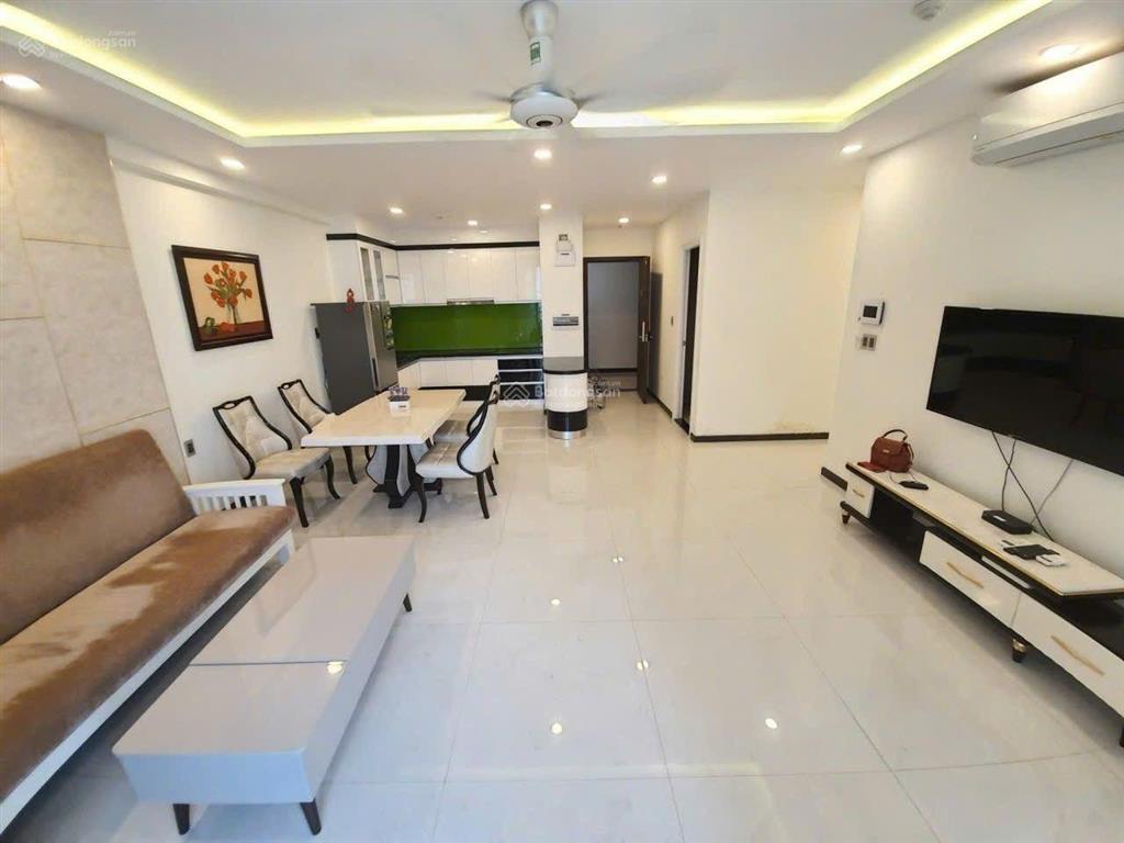 Chuyên bán oficetel tại sân bay và chcc garden gate.  em 0934 977 *** call/zalo