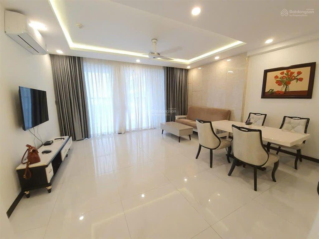 Chuyên bán oficetel tại sân bay và chcc garden gate.  em 0934 977 *** call/zalo