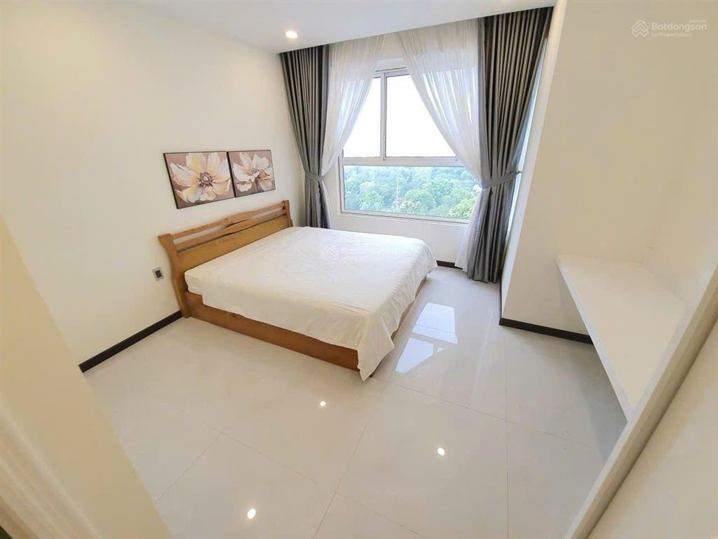 Chuyên bán oficetel tại sân bay và chcc garden gate.  em 0934 977 *** call/zalo