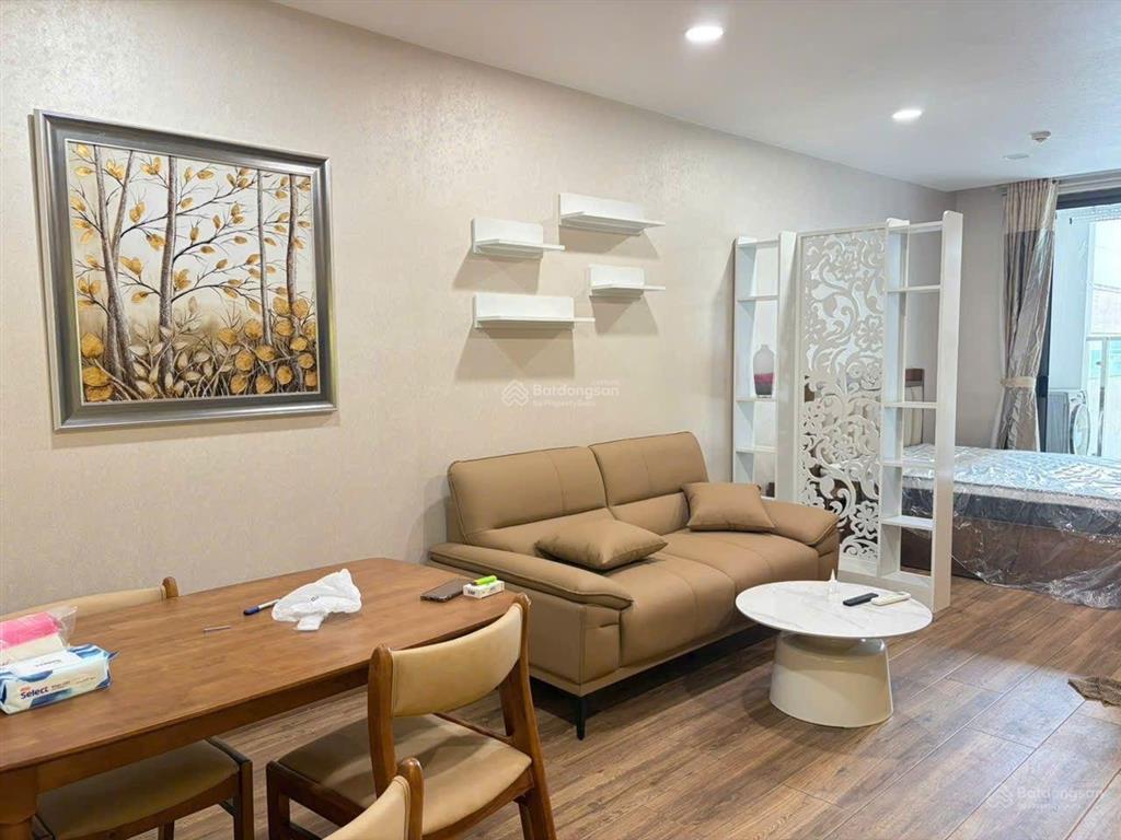 Chuyên cho thuê nhanh căn hộ chung cư kingston residence.  0934 977 *** call/zalo