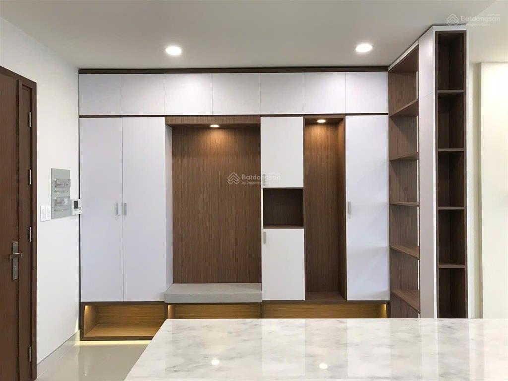 Nhà đẹp giá tốt cần tiền nhanh bán nhiều chcc tại terra royal, 2pn.  em 0934 977 ***