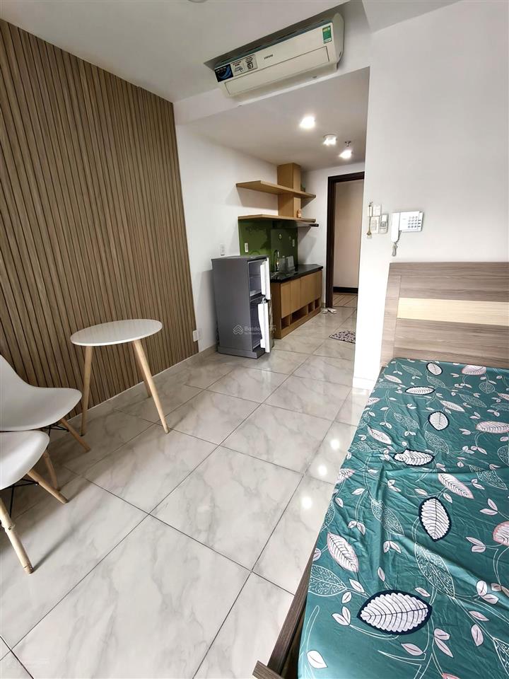 Cần cho thuê officetel tại cc orchard garden,  em chốt nhanh 0934 977 ***