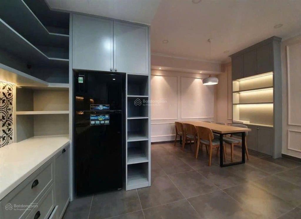 Chuyên cho thuê 3pn tại chcc garden gate.  em 0934 977 *** call/zalo