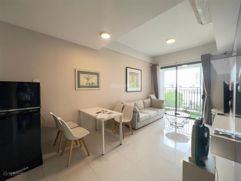 Chuyên chcc botanica premier & sân bay.offictel 10.5tr,1pn15tr,2pn17tr,3pn21tr. em 0934 977 ***