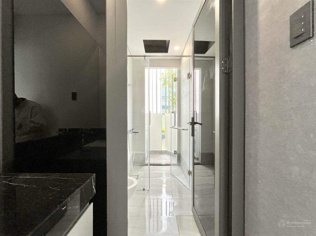 Cho thuê căn hộ 1pn, 1wc, 45m2 tại cách mạng tháng tám, q.3