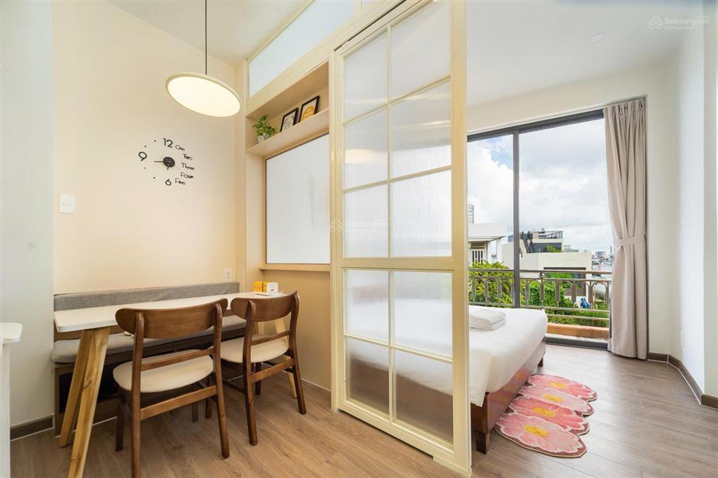Căn 1pn tách bếp 30m2 tiện nghi máy giặt riêng ngay cmt8 q3, viettel tower, chung cư hà đô