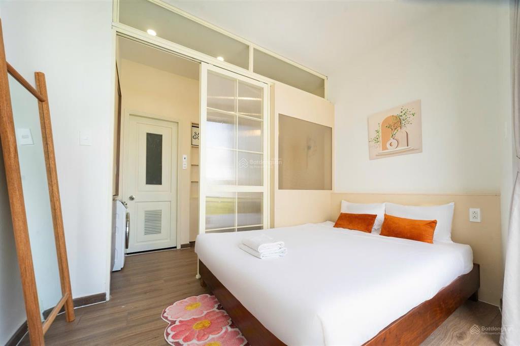 Căn 1pn tách bếp 30m2 tiện nghi máy giặt riêng ngay cmt8 q3, viettel tower, chung cư hà đô