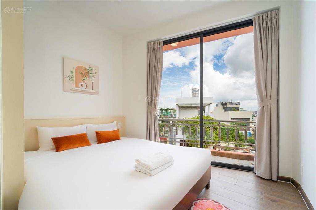 Căn 1pn tách bếp 30m2 tiện nghi máy giặt riêng ngay cmt8 q3, viettel tower, chung cư hà đô