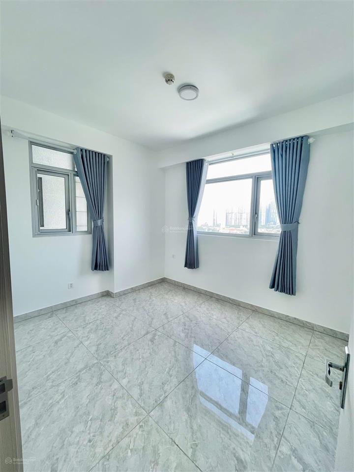 Bán căn hộ 2pn paris hoàng kim thủ thiêm, ck 8% mua trực tiếp cđt, tặng voucher 50tr