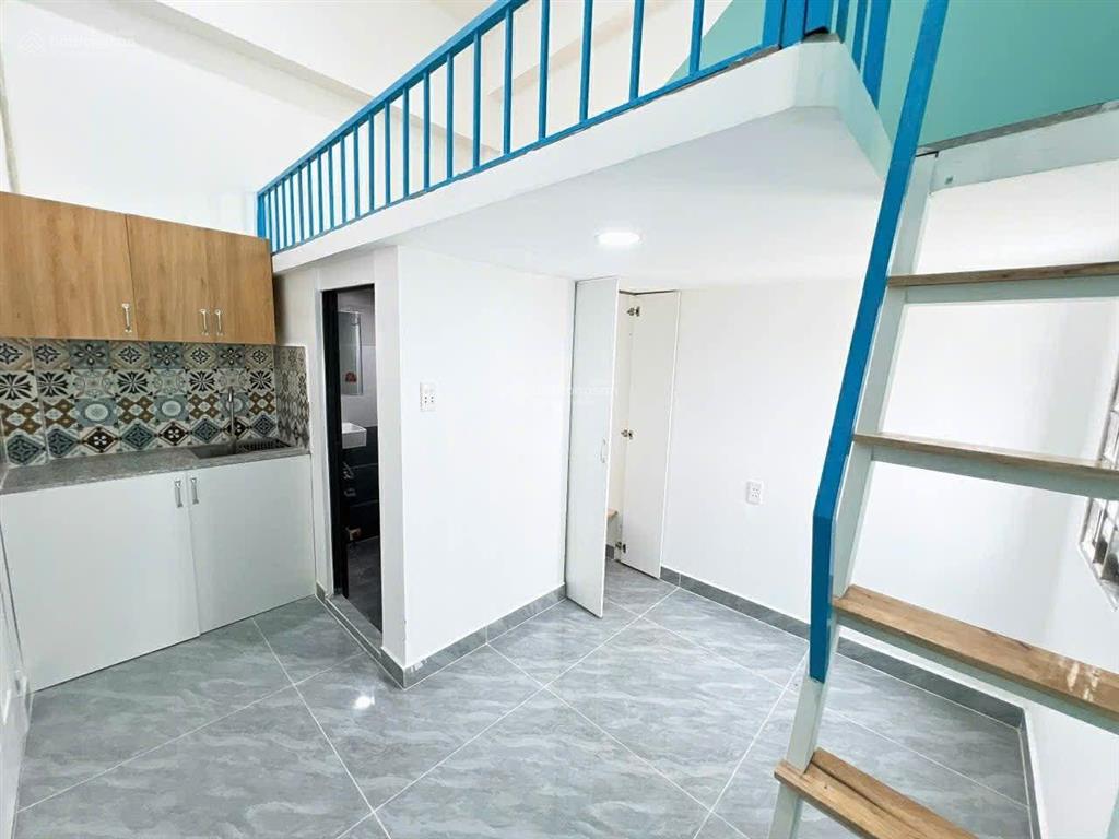 Duplex quận 2, gác cao m8, giờ giấc tự do, đậu được oto, cho nuôi pet